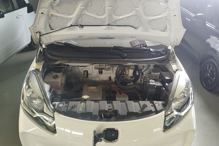 Used CHANGAN Benni E-Star 2021 National Edition Colorful Version Lithium Iron Phosphate (31.95 kWh) Engine Bay