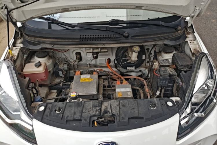 Used CHANGAN Benni E-Star 2021 National Edition Colorful Version Lithium Iron Phosphate (31.86 kWh) Engine Bay