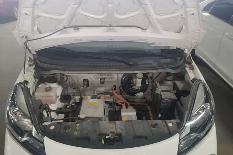 Used CHANGAN Benni E-Star 2021 National Edition Colorful Version Lithium Iron Phosphate (31.18 kWh) Engine Bay