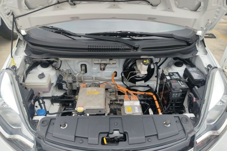 Used CHANGAN Benni E-Star 2021 National Edition Xin Yue Version Lithium-Ion Battery Engine Bay
