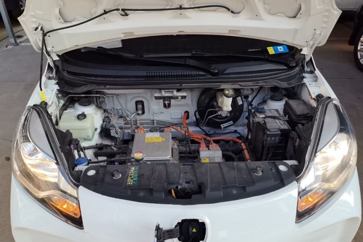 Used CHANGAN Benni E-Star 2021 National Edition Xin Yue Version Lithium-Ion Battery Engine Bay