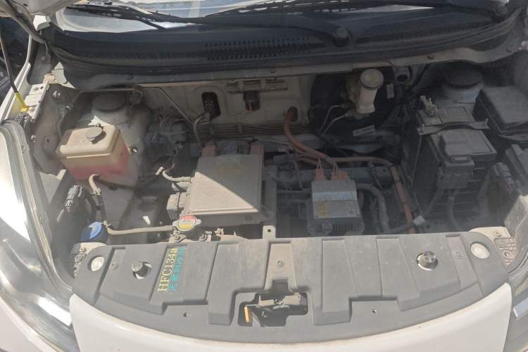 Used CHANGAN Benni E-Star 2021 National Edition Colorful Version Lithium Iron Phosphate (31.95 kWh) Engine Bay