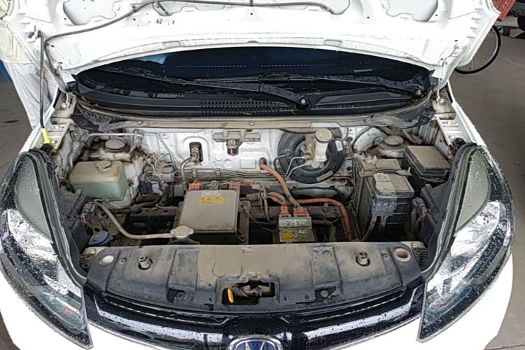 Used CHANGAN Benni E-Star 2021 National Edition Xin Yue Version Lithium-Ion Battery Engine Bay