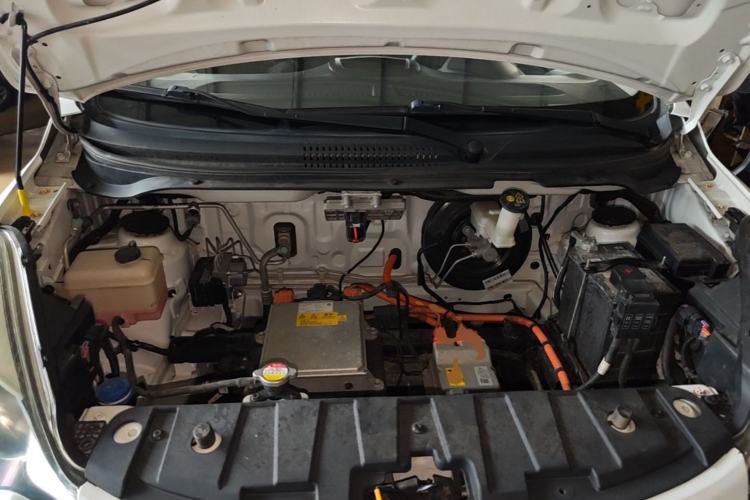 Used CHANGAN Benni E-Star 2021 National Edition Xin Yue Version Lithium Iron Phosphate (31.95 kWh) Engine Bay