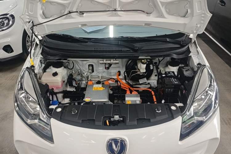 Used CHANGAN Benni E-Star 2021 National Edition XinYi Edition Lithium Iron Phosphate (31.86 kWh) Engine Bay