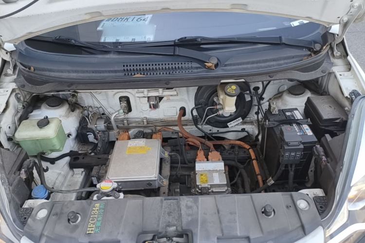 Used CHANGAN Benni E-Star 2021 National Edition Xin Yue Version Lithium-Ion Battery Engine Bay