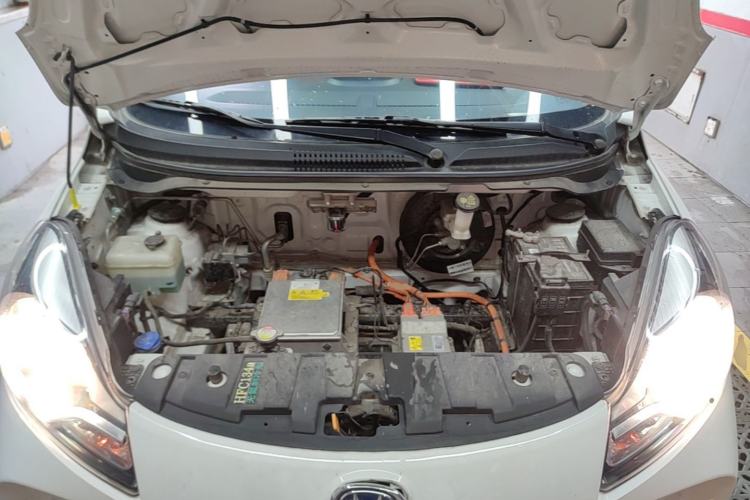 Used CHANGAN Benni E-Star 2021 National Edition Xin Yue Version Lithium Iron Phosphate (31.86 kWh) Engine Bay