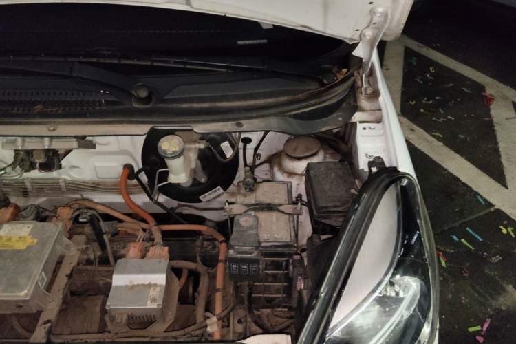 Used CHANGAN Benni E-Star 2021 National Edition Xin Yue Version Lithium Iron Phosphate (31.86 kWh) Engine Bay Left