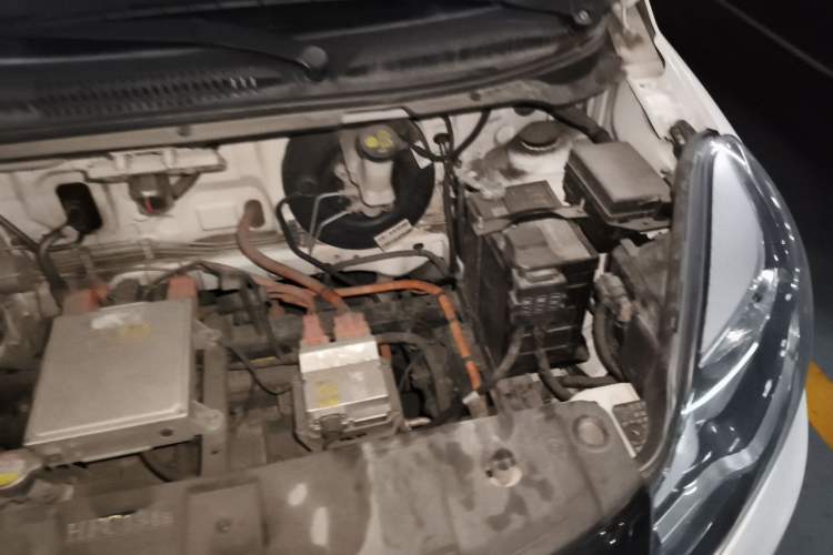 Used CHANGAN Benni E-Star 2021 National Edition Xin Yue Version Lithium-Ion Battery Engine Bay Left