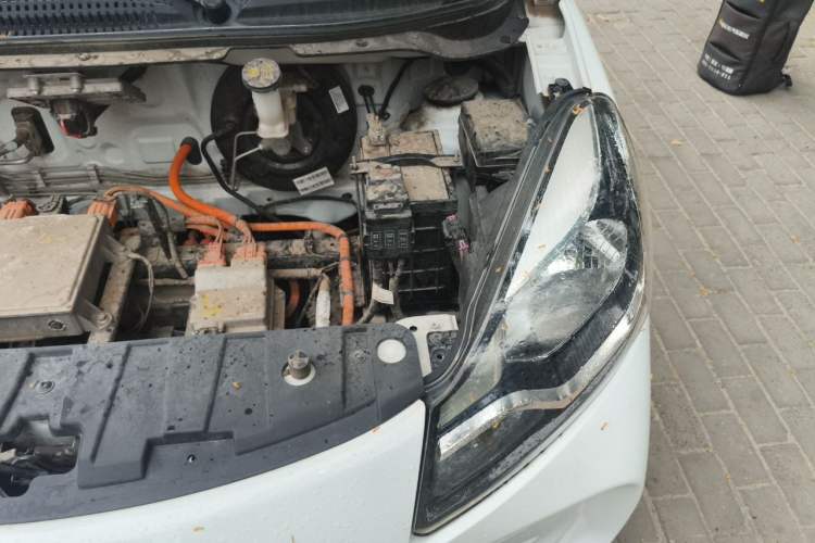 Used CHANGAN Benni E-Star 2021 National Edition Xinyue Version (Fast-Charging Edition) Lithium NMC Engine Bay Left
