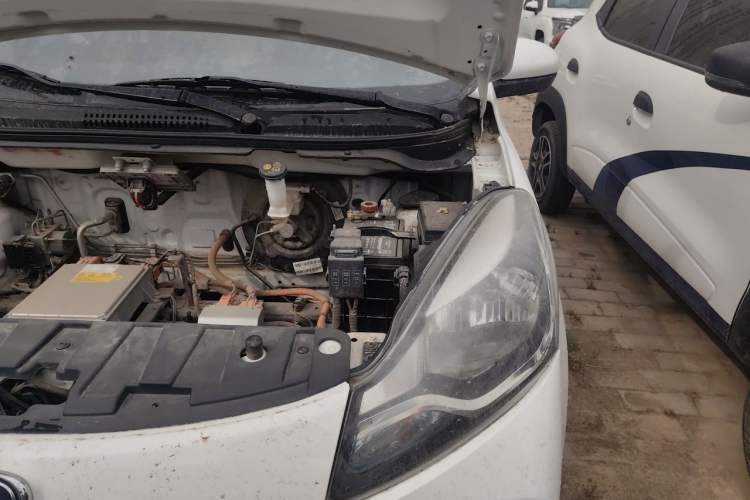 Used CHANGAN Benni E-Star 2021 National Edition Xin Yue Version Lithium Iron Phosphate (31.86 kWh) Engine Bay Left