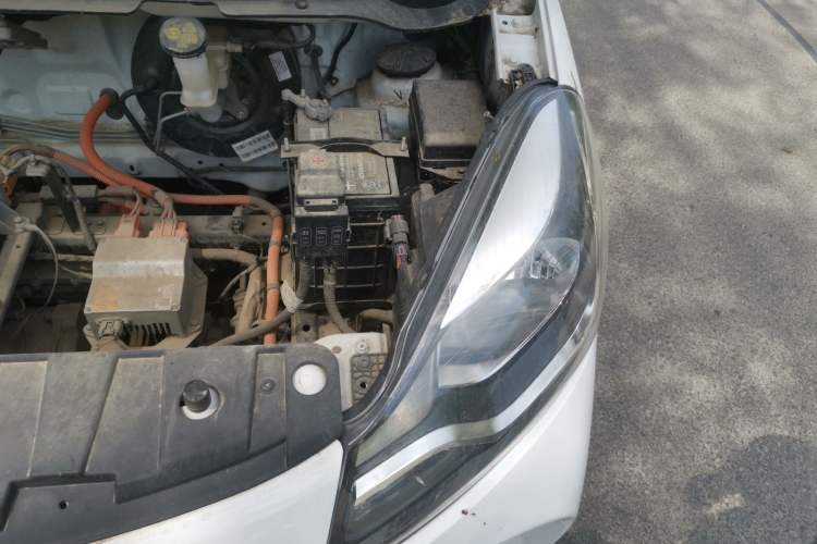 Used CHANGAN Benni E-Star 2021 National Edition Xin Yue Version Lithium Iron Phosphate (31.86 kWh) Engine Bay Left