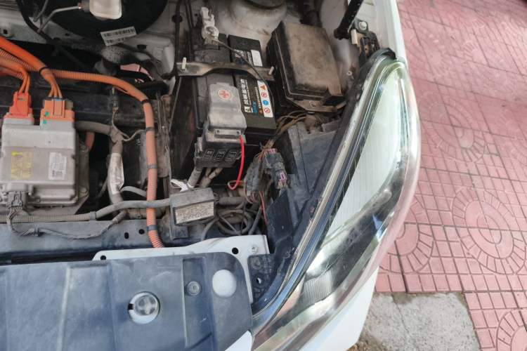 Used CHANGAN Benni E-Star 2021 National Edition Xin Yue Version (Fast-Charging Edition) Lithium Iron Phosphate (31.95 kWh) Engine Bay Left