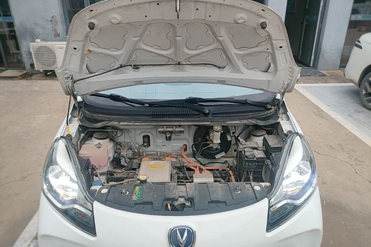 Used CHANGAN Benni E-Star 2021 National Edition Colorful Version Lithium Iron Phosphate (31.18 kWh) Engine Bay