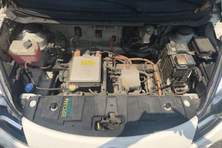 Used CHANGAN Benni E-Star 2021 National Edition Colorful Version Lithium Iron Phosphate (31.18 kWh) Engine Bay