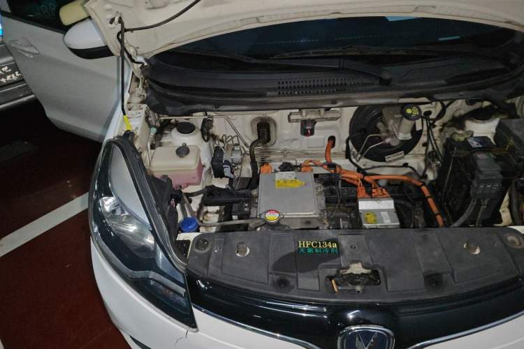 Used CHANGAN Benni E-Star 2021 National Edition Xin Yue Version Lithium Iron Phosphate (31.95 kWh) Engine Bay Right