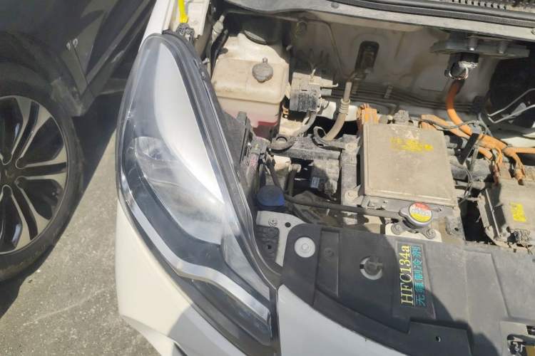 Used CHANGAN Benni E-Star 2021 National Edition Xin Yue Version Lithium Iron Phosphate (31.86 kWh) Engine Bay Right
