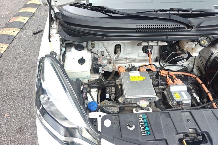 Used CHANGAN Benni E-Star 2021 National Edition Xinyue Version (Fast-Charging Edition) Lithium NMC Engine Bay Right
