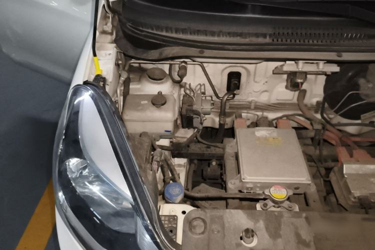 Used CHANGAN Benni E-Star 2021 National Edition Xin Yue Version Lithium-Ion Battery Engine Bay Right