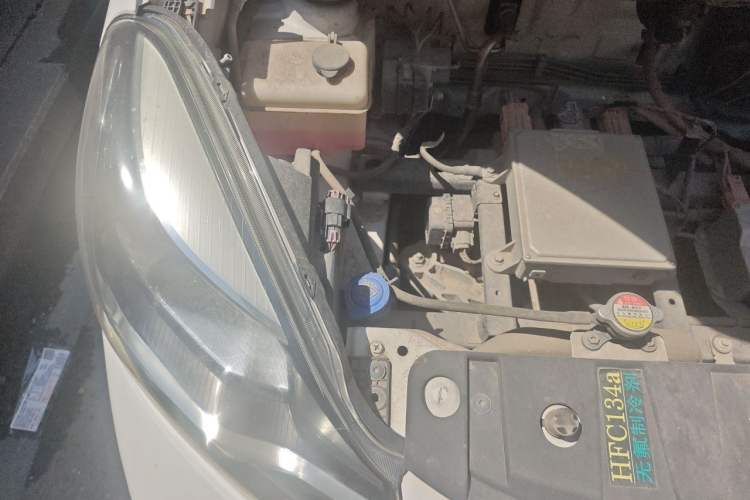 Used CHANGAN Benni E-Star 2021 National Edition Colorful Version Lithium Iron Phosphate (31.95 kWh) Engine Bay Right
