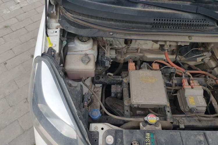 Used CHANGAN Benni E-Star 2021 National Edition Xin Yue Version Lithium Iron Phosphate (31.86 kWh) Engine Bay Right