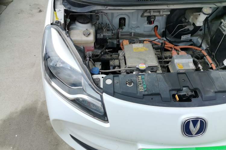 Used CHANGAN Benni E-Star 2021 National Edition Xin Yue Version (Fast-Charging Edition) Lithium Iron Phosphate (31.18 kWh) Engine Bay Right