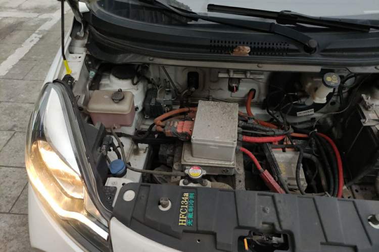 Used CHANGAN Benni E-Star 2021 National Edition Xin Yue Version Lithium Iron Phosphate (31.86 kWh) Engine Bay Right