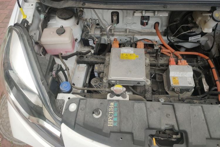 Used CHANGAN Benni E-Star 2021 National Edition Colorful Version Lithium Iron Phosphate (31.86 kWh) Engine Bay Right