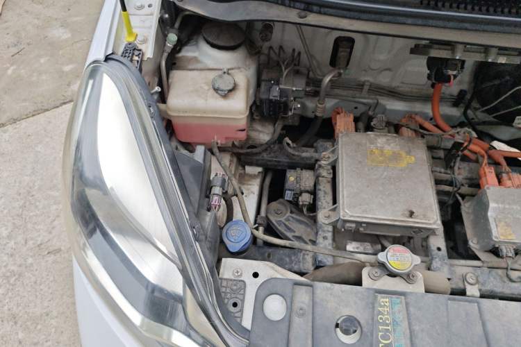 Used CHANGAN Benni E-Star 2021 National Edition Xin Yue Version Lithium Iron Phosphate (31.86 kWh) Engine Bay Right