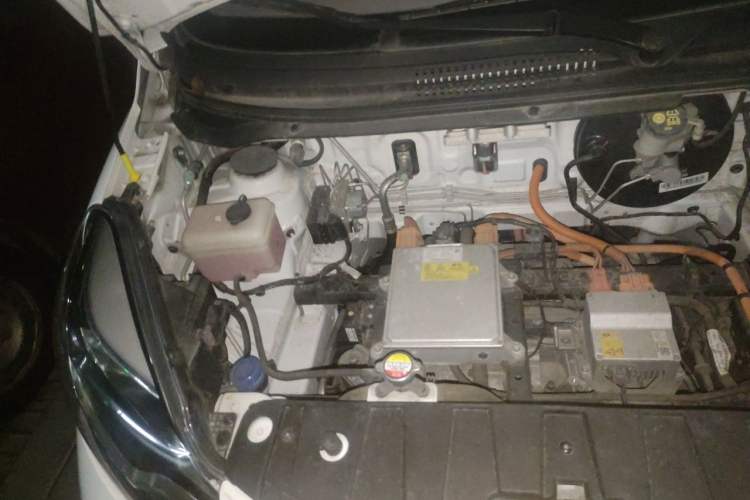 Used CHANGAN Benni E-Star 2021 National Edition Colorful Version Lithium Iron Phosphate (31.18 kWh) Engine Bay Right