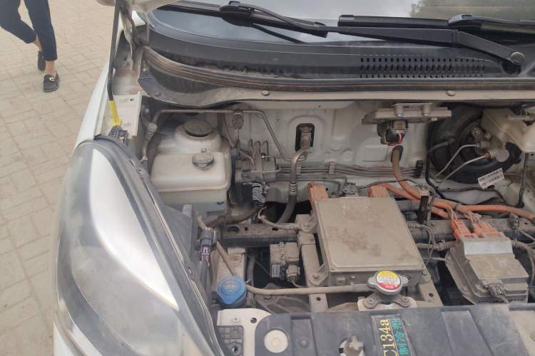 Used CHANGAN Benni E-Star 2021 National Edition Xinyue Version (Fast-Charging Edition) Lithium NMC Engine Bay Right