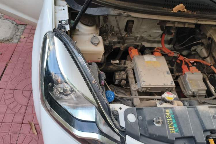 Used CHANGAN Benni E-Star 2021 National Edition Xin Yue Version (Fast-Charging Edition) Lithium Iron Phosphate (31.95 kWh) Engine Bay Right