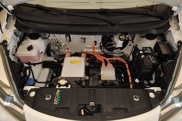 Used CHANGAN Benni E-Star 2021 National Edition Colorful Version Lithium Iron Phosphate (31.18 kWh) Engine Bay