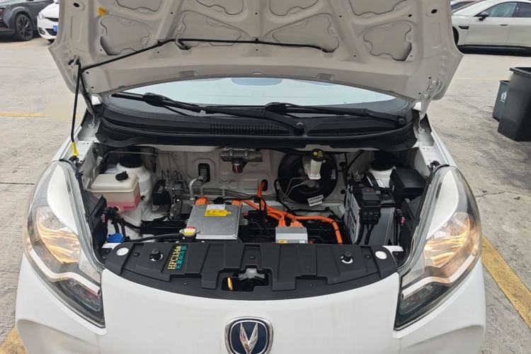 Used CHANGAN Benni E-Star 2021 National Edition Colorful Version Lithium Iron Phosphate (31.95 kWh) Engine Bay
