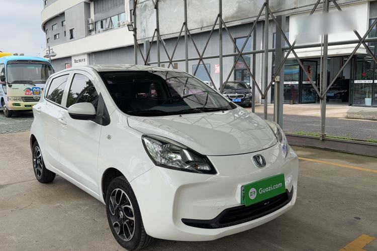 Used CHANGAN Benni E-Star 2021 National Edition Colorful Version Lithium Iron Phosphate (31.86 kWh) Exterior 1