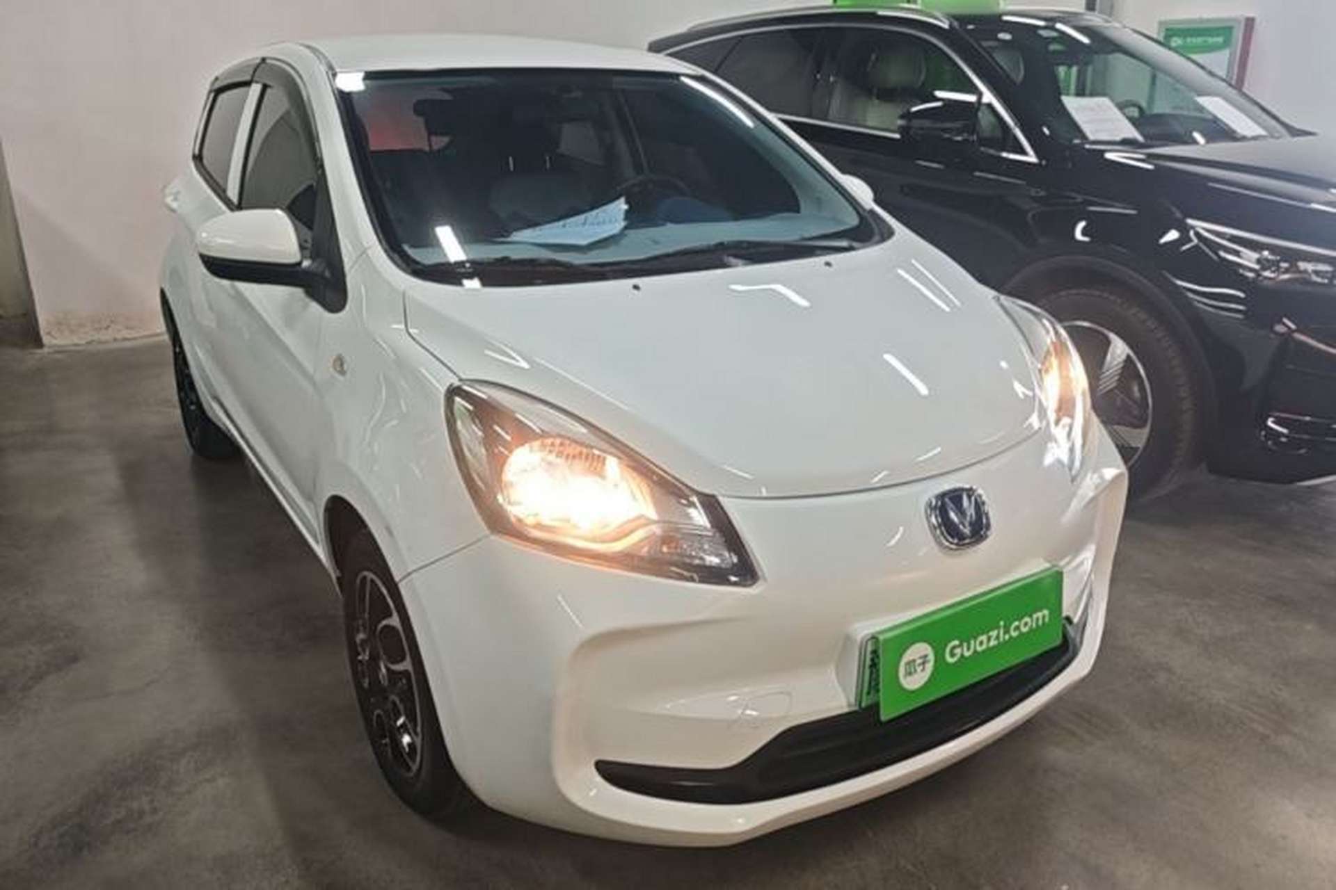 Used CHANGAN Benni E-Star 2021 National Edition XinYi Edition Lithium Iron Phosphate (31.86 kWh) Exterior 1