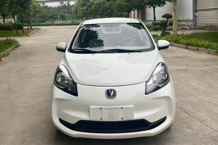 Used CHANGAN Benni E-Star 2021 National Edition XinYi Edition Lithium Iron Phosphate (31.86 kWh) Exterior 2
