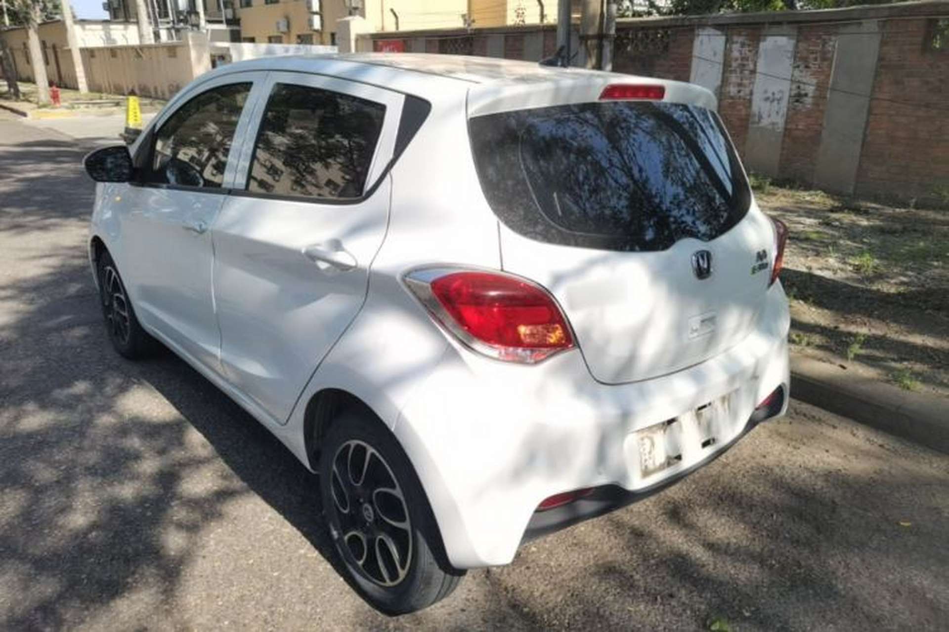 Used CHANGAN Benni E-Star 2021 National Edition Xinyi Edition Lithium-Ion Battery Exterior 2