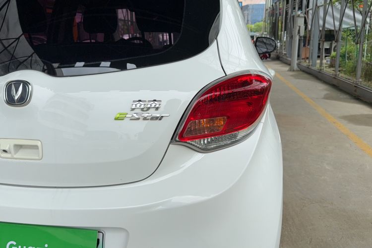 Used CHANGAN Benni E-Star 2021 National Edition Colorful Version Lithium Iron Phosphate (31.86 kWh) Exterior 3