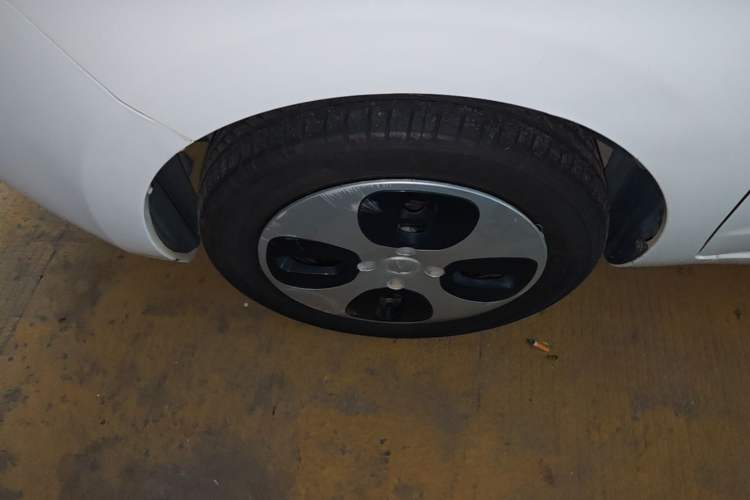Used CHANGAN Benni E-Star 2021 National Edition Xin Yue Version Lithium Iron Phosphate (31.95 kWh) Exterior 4
