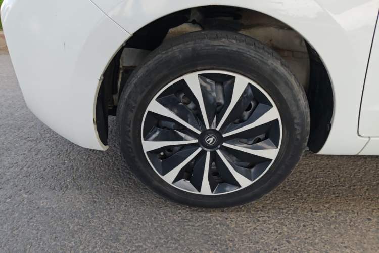 Used CHANGAN Benni E-Star 2021 National Edition Xin Yue Version Lithium Iron Phosphate (31.86 kWh) Exterior 4