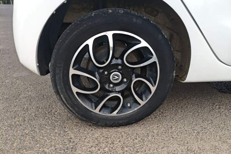 Used CHANGAN Benni E-Star 2021 National Edition Colorful Version Lithium Iron Phosphate (31.86 kWh) Exterior 5