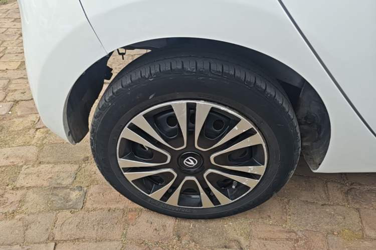 Used CHANGAN Benni E-Star 2021 National Edition Xin Yue Version (Fast-Charging Edition) Lithium Iron Phosphate (31.18 kWh) Exterior 5