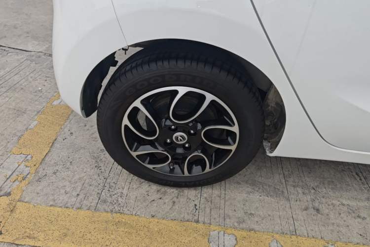 Used CHANGAN Benni E-Star 2021 National Edition Colorful Version Lithium Iron Phosphate (31.95 kWh) Exterior 5