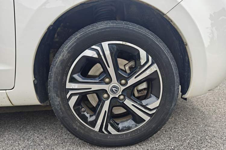 Used CHANGAN Benni E-Star 2021 National Edition Xin Yue Version (Fast-Charging Edition) Lithium Iron Phosphate (31.95 kWh) Exterior 7