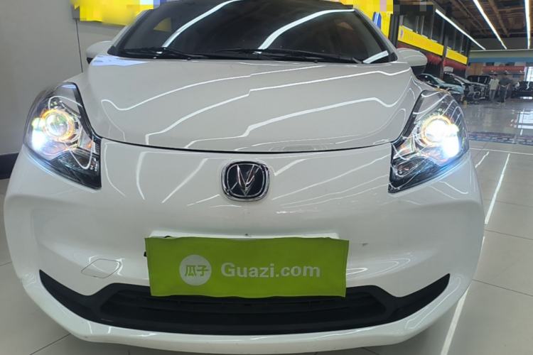 Used CHANGAN Benni E-Star 2021 National Edition Colorful Version Lithium Iron Phosphate (31.86 kWh) Front