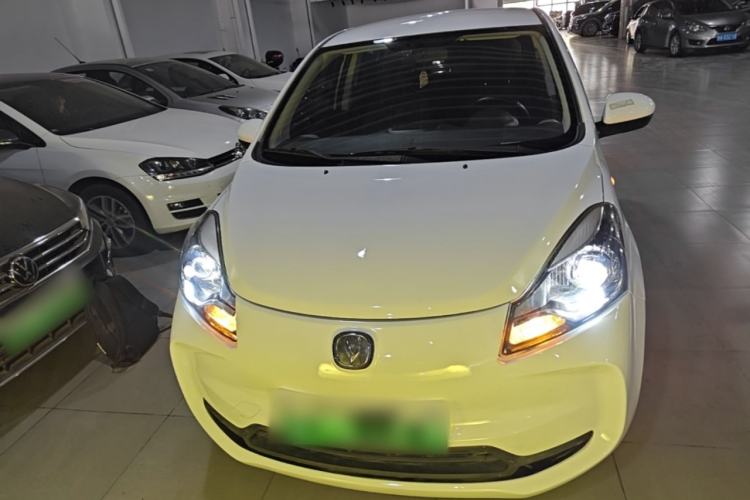 Used CHANGAN Benni E-Star 2021 National Edition Xin Yue Version (Fast-Charging Edition) Lithium Iron Phosphate (31.18 kWh) Front