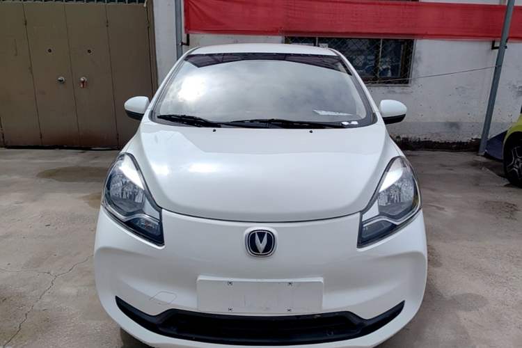 Used CHANGAN Benni E-Star 2021 National Edition Xin Yue Version Lithium Iron Phosphate (31.86 kWh) Front