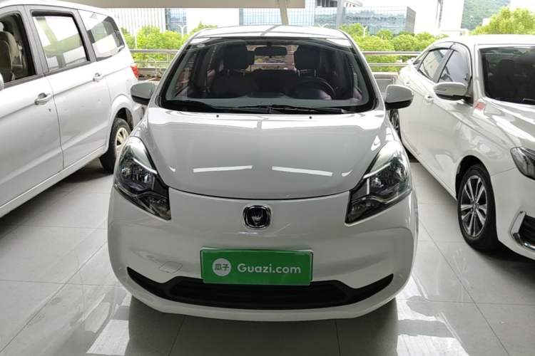 Used CHANGAN Benni E-Star 2021 National Edition Colorful Version Lithium Iron Phosphate (31.86 kWh) Front
