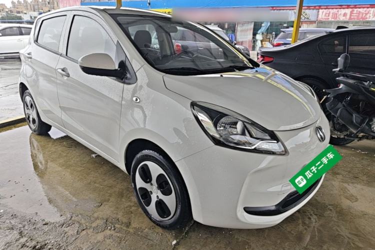 Used CHANGAN Benni E-Star 2021 National Edition Xinyi Edition Lithium Iron Phosphate (31.95 kWh) Front Right 45 Deg
